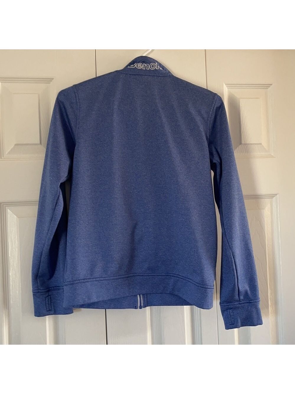 Bench jacket size M π₯°π₯° - Picture 3 of 5